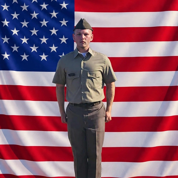 Meet your Posher, Teresa**LET'S DEAL****πππ - Picture 9 of 9